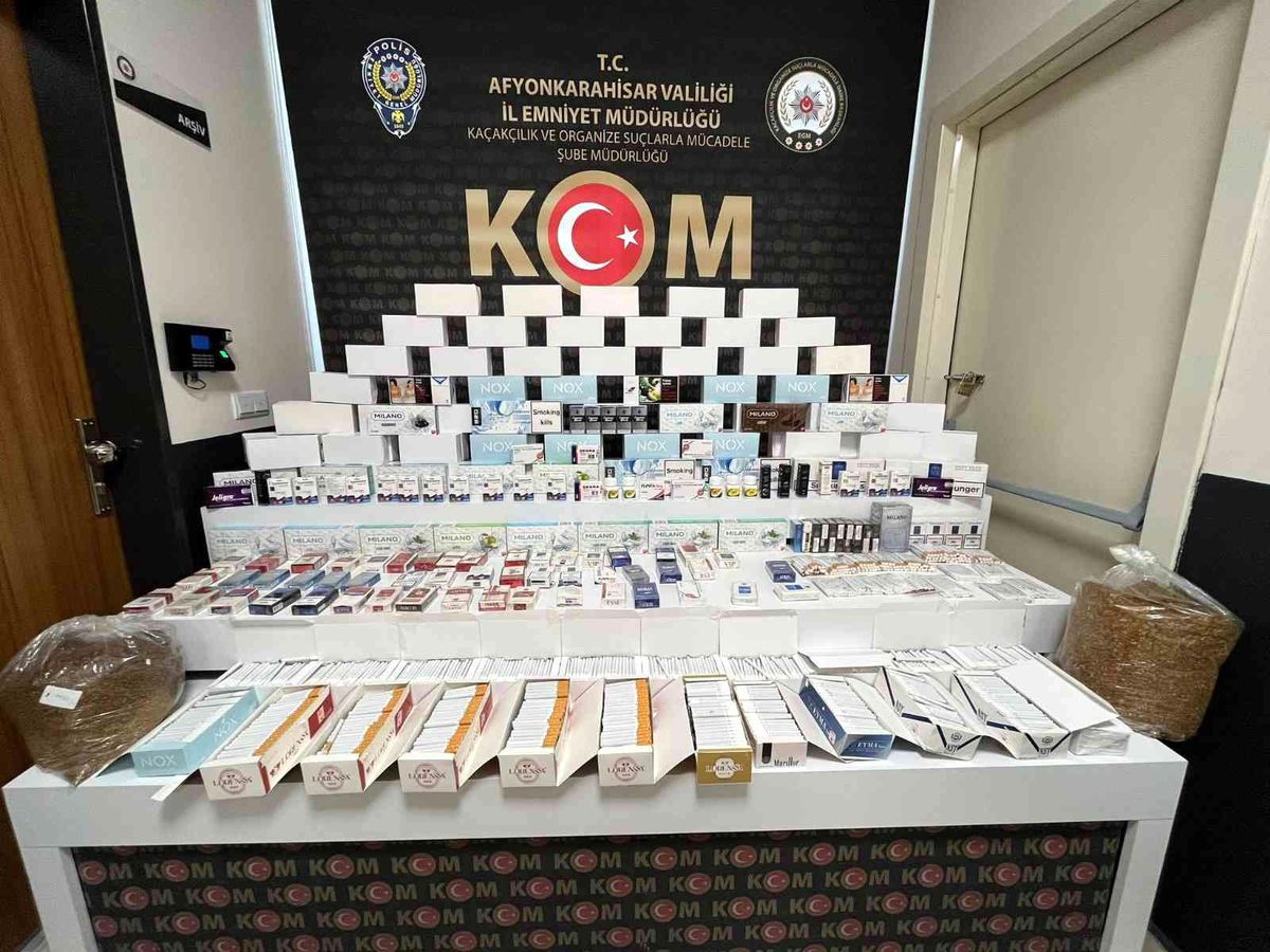 Polis operasyonda makaron ile cinsel gücü arttırıcı hap ele geçirdi