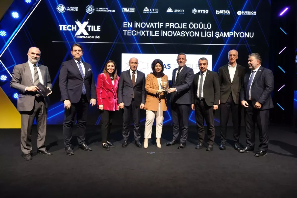 "TechXtile Start-Up Challenge" yarışmasında dereceye girenler ödüllendirildi