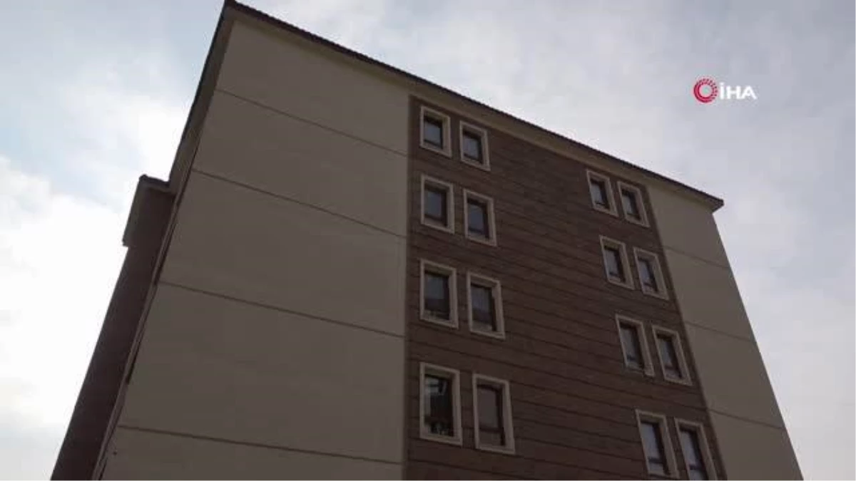 Yüksekova\'da 6. kattan düşen şahıs hayatını kaybetti