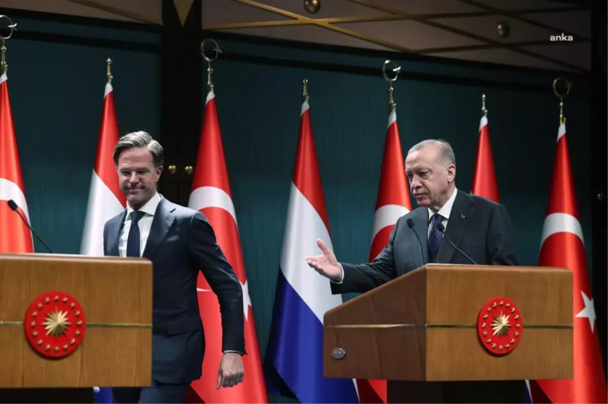 Cumhurbaşkanı Erdoğan, Hollanda Başbakanı Rutte ile Telefonda Görüştü