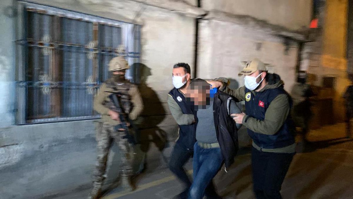 Denizli\'de terör operasyonunda 1 kişi tutuklandı