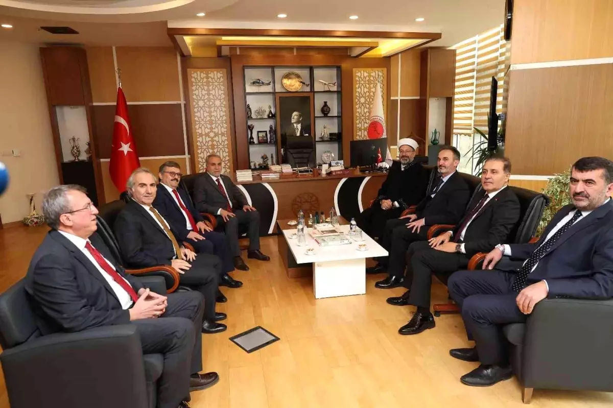 Diyanet İşleri Başkanı Erbaş: "Her millet ancak kendi medeniyet değerleriyle yükselebilir"