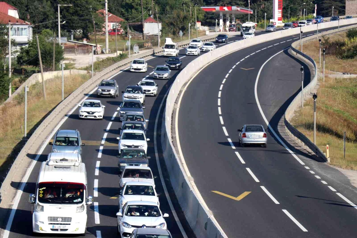 Düzce\'de kayıtlı araç sayısı 125 bini geçti