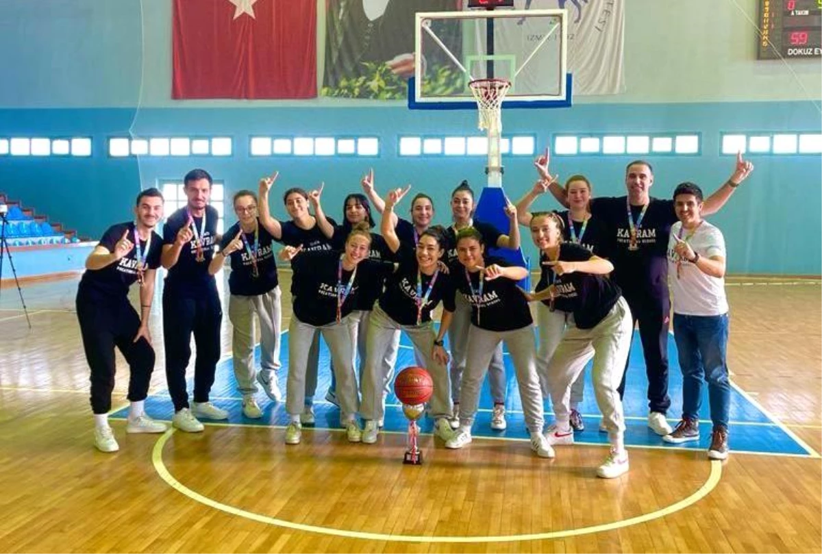 İzmir\'in Kadın Basketbol şampiyonu Kavram Meslek Yüksekokulu oldu