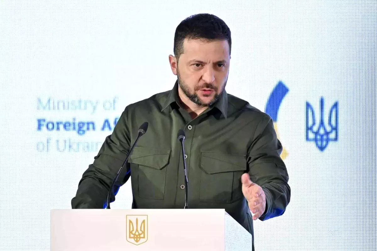Zelenskiy: "Hepimize düşen en önemli görev bu savaşı kazanmaktır"