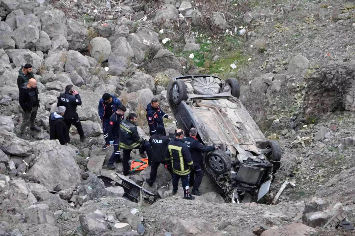 30 metreden baraj yatağına uçan otomobil sabah fark edildi: 1 ölü