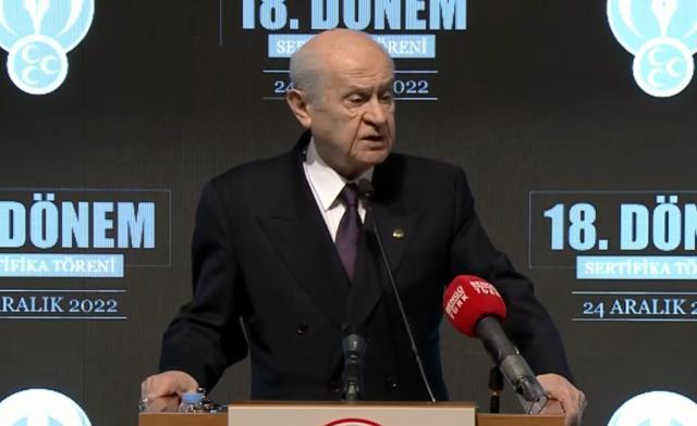 Bahçeli: Karşımızdaki siyaset tablosunda aile dramı yaşanmakta