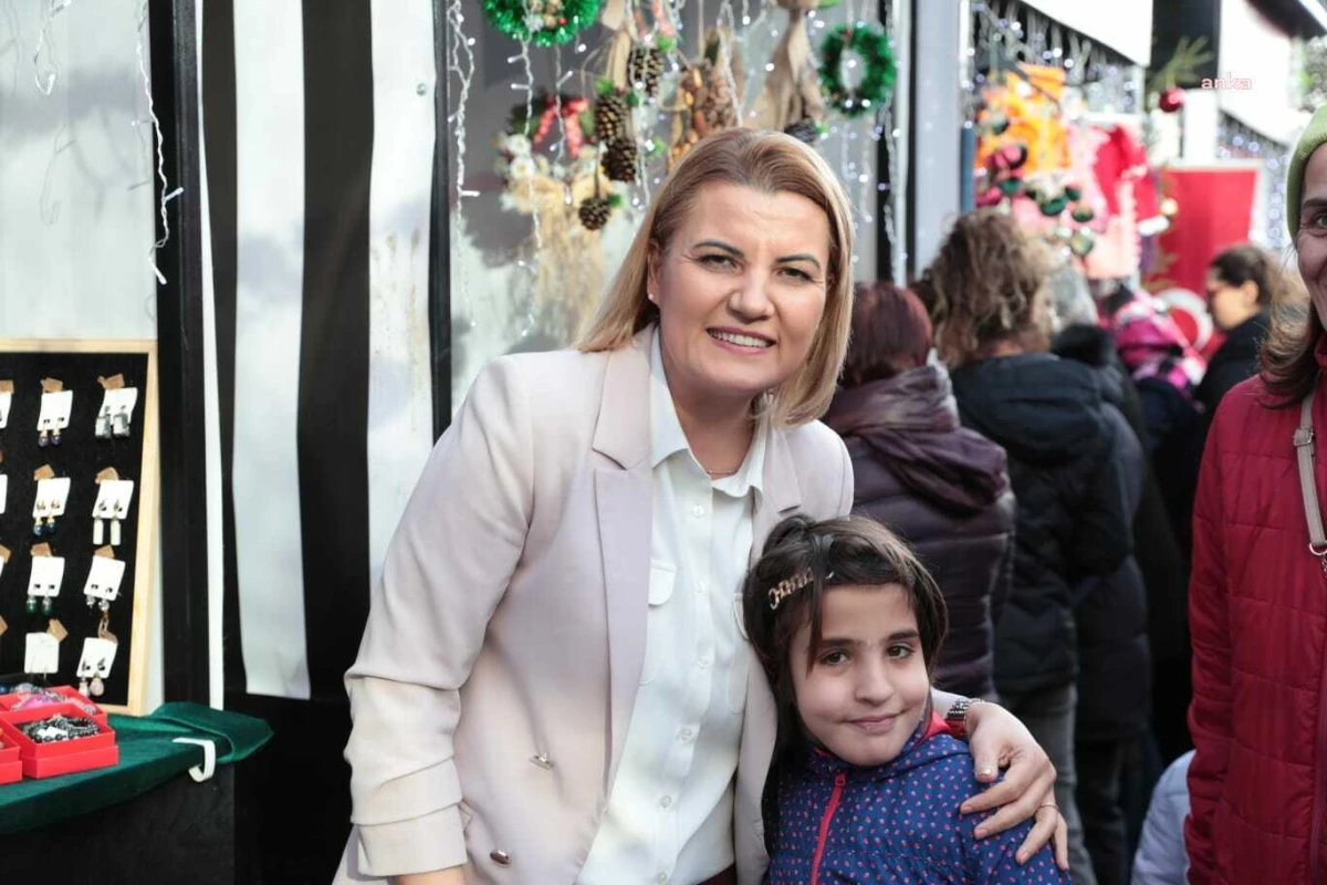 İzmit Belediye Başkanı Hürriyet, Vatandaşları Yılbaşı El Emeği Pazarına Davet Etti