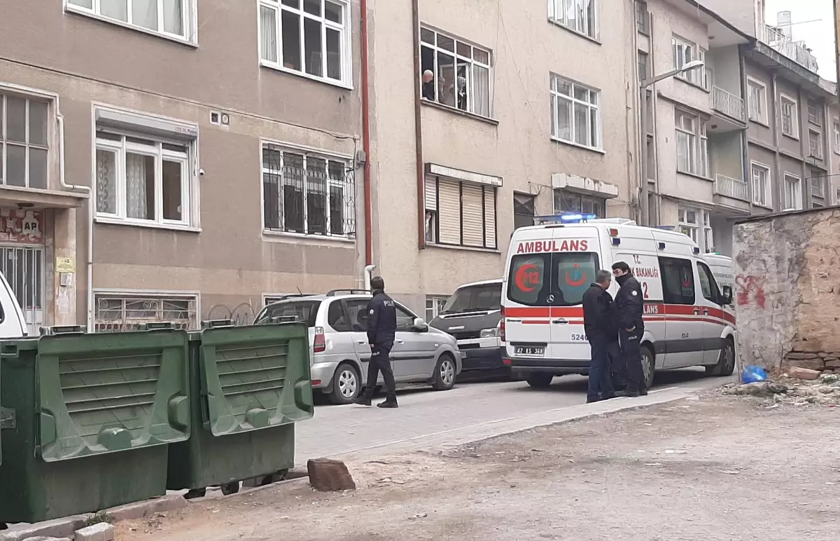 Konya\'da iki kızını bıçaklayarak öldüren baba polise teslim oldu