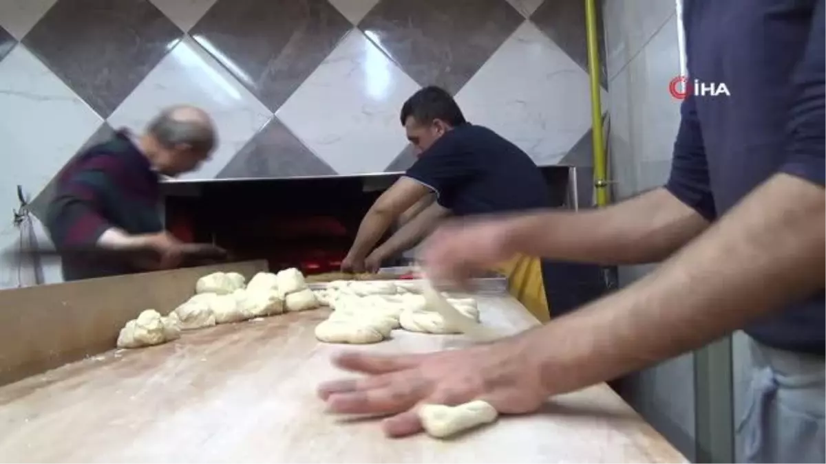 Ustası tarihi Eskişehir simidinin tarifini anlattı