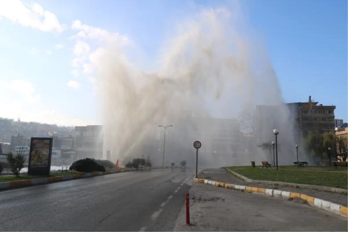 Zonguldak\'ta sondaj sırasında ana boru patladı; 3 ilçede sular kesildi