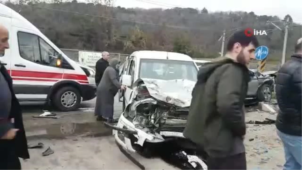 3 aracın karıştığı trafik kazasında 7 kişi yaralandı