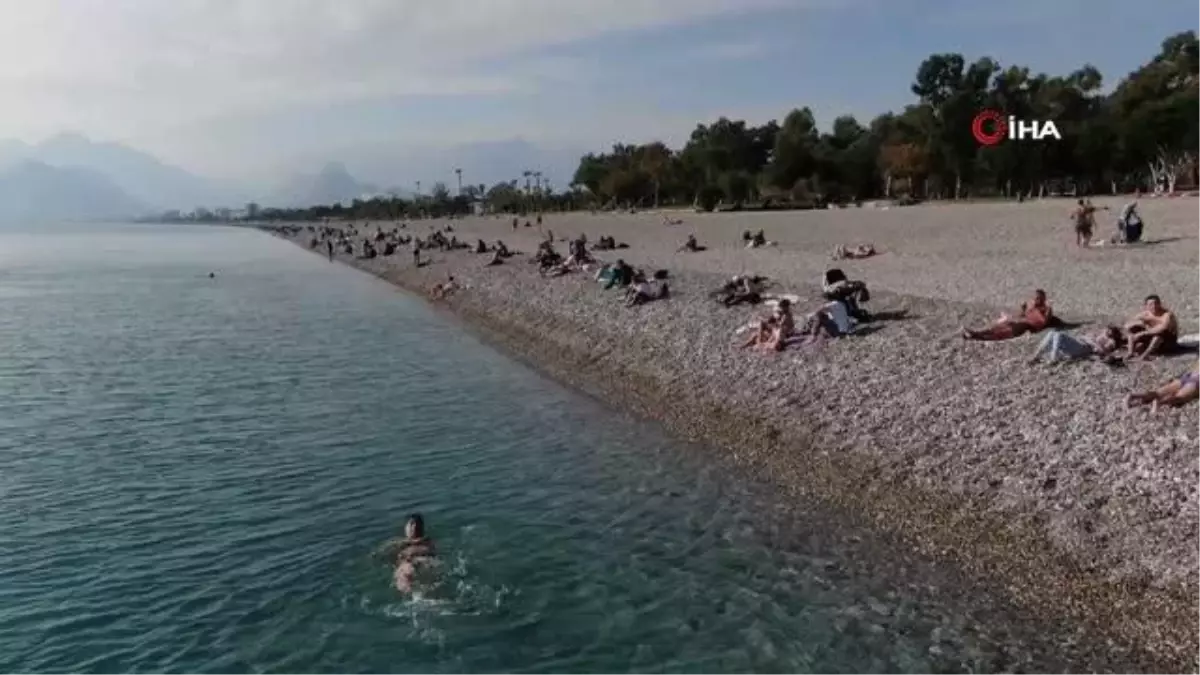 Antalya\'da Aralık ayında deniz keyfi