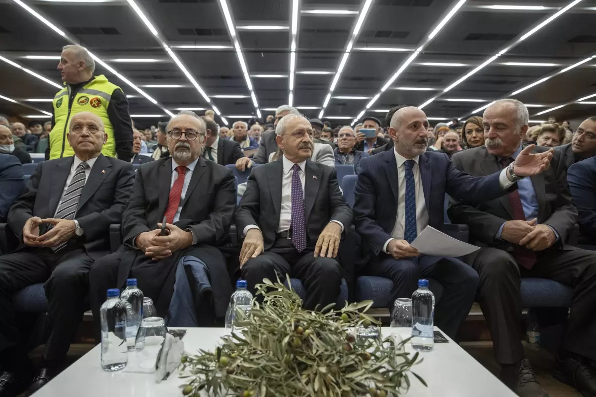 CHP Genel Başkanı Kılıçdaroğlu, "Türkiye Ormancılığında 98 Yıl" buluşmasına katıldı