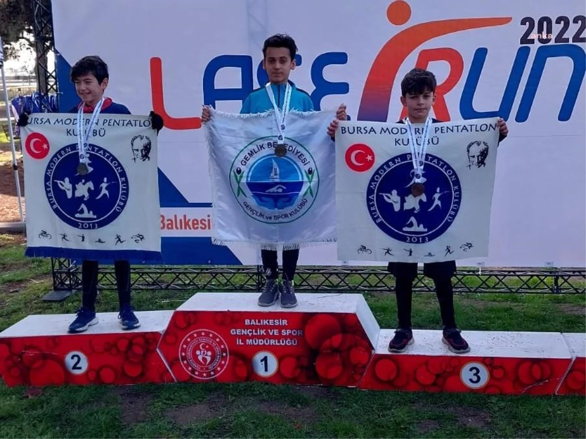 Gemlik Belediyespor Bandırma\'dan 3 Altın Madalyayla Döndü