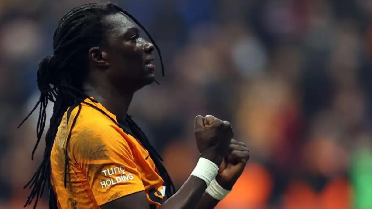 37 yaşındaki Gomis tarihi performansıyla Galatasaray\'ı sırtladı