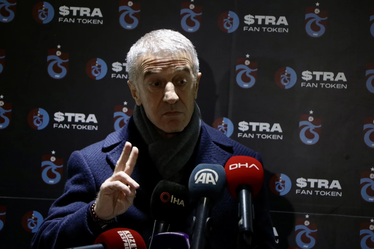 Ahmet Ağaoğlu: "Trabzonspor her zaman zirve yarışı içindedir"