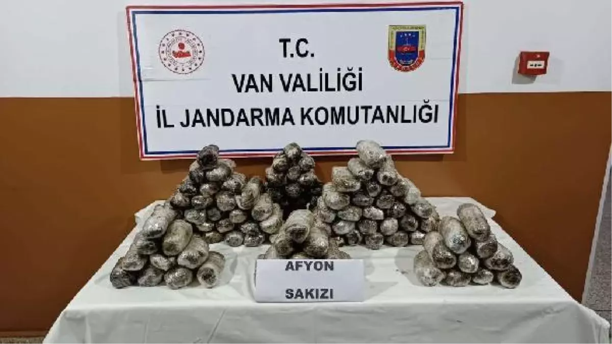 Van\'da, arazide 47 kilo afyon sakızı ele geçirildi