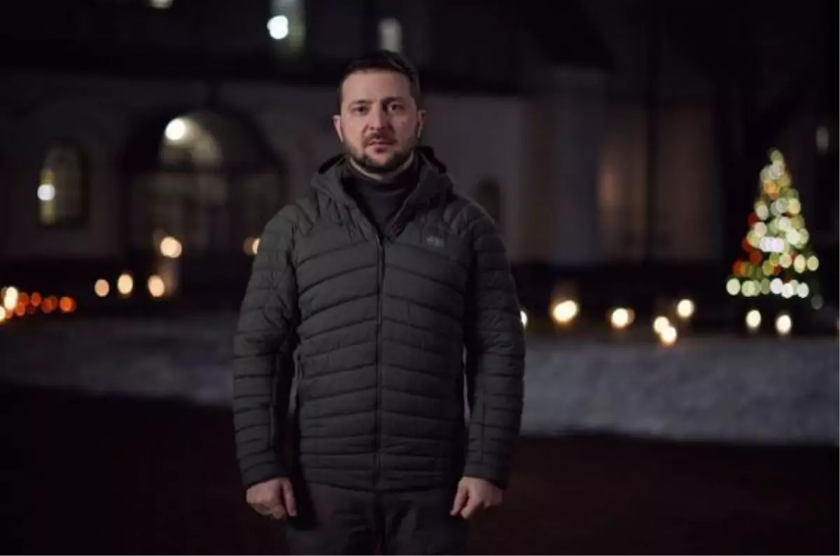 Zelenski\'den Noel mesajı: Bir mucize beklemeyeceğiz