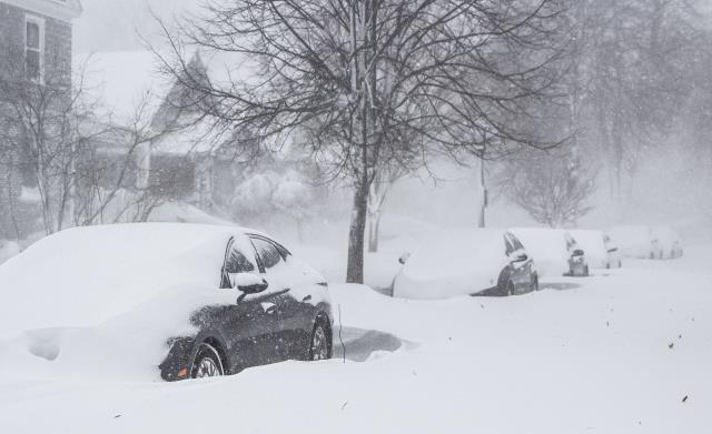 ABD 'ölümcül kar fırtınası'na teslim! Can kayıpları her geçen saat artıyor