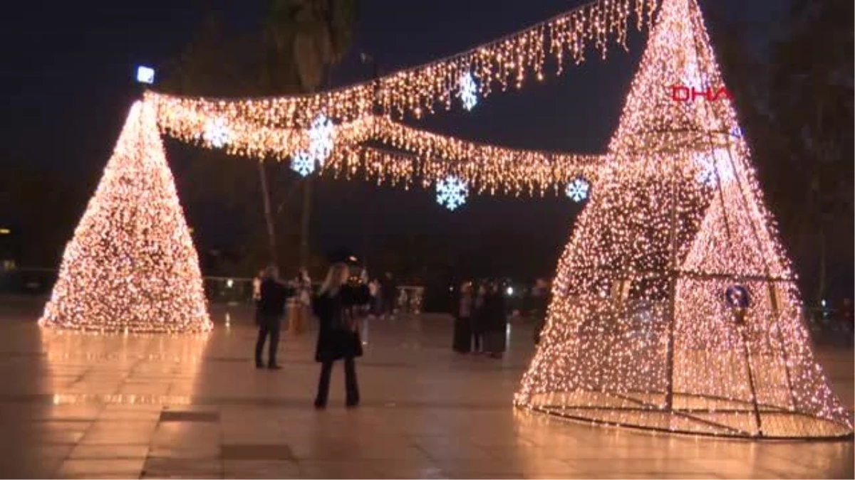 ANTALYA YENİ YILA IŞIL IŞIL GİRİYOR