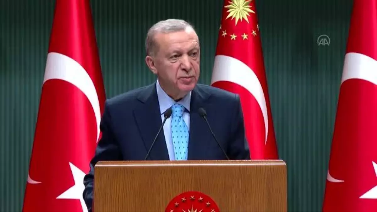 Cumhurbaşkanı Erdoğan: 'Pazar günü yeni bir heyecan ve umutlarla 2023'e merhaba diyeceğiz'