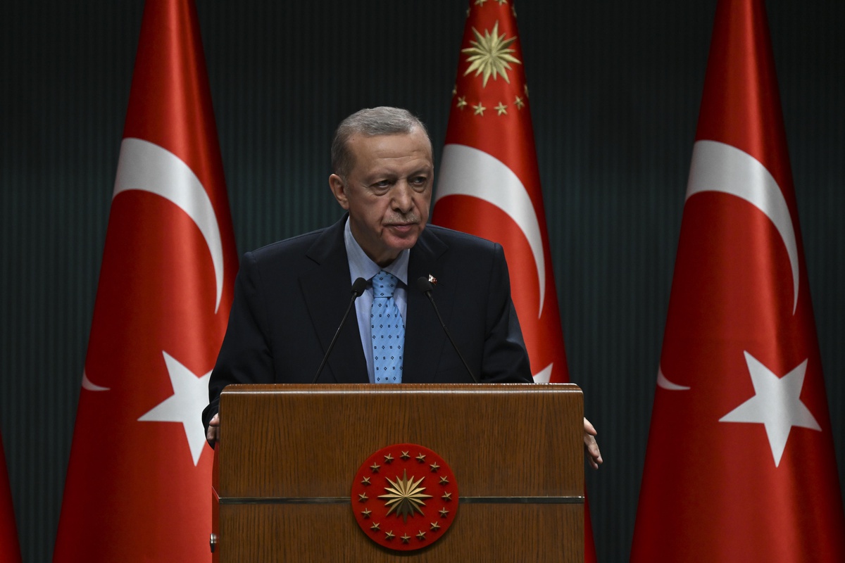 Cumhurbaşkanı Erdoğan: "Ülkemizin zenginliğini çalışanlar başta milletimizin her kesimine yansıtmakta kararlıyız. Memur ve emekli maaş artışlarını da...