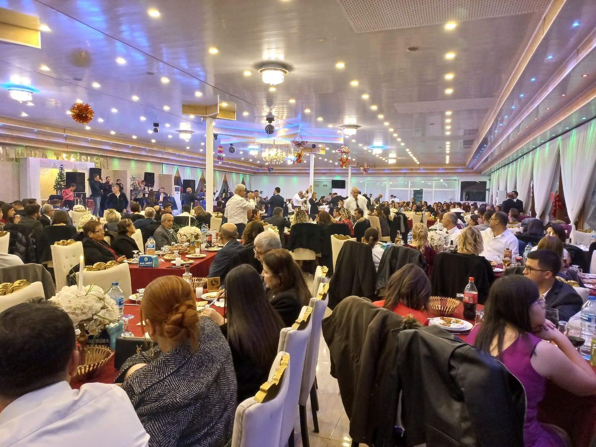 Hatay\'da Noel dolayısıyla "kardeşlik sofrası" kuruldu