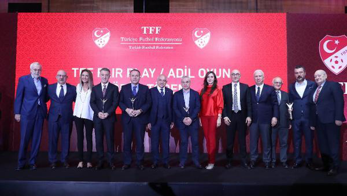 TFF Fair Play / Adil Oyun ödülleri ekim ayı kazananları ödüllerini aldı