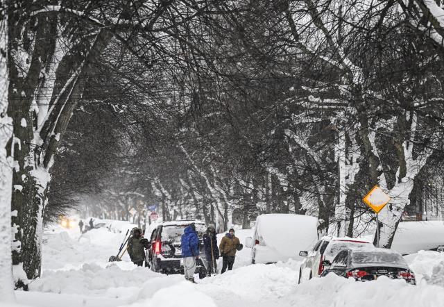 ABD'de 'hayatta bir kez görülebilecek' şiddetteki soğuk, can almaya devam ediyor