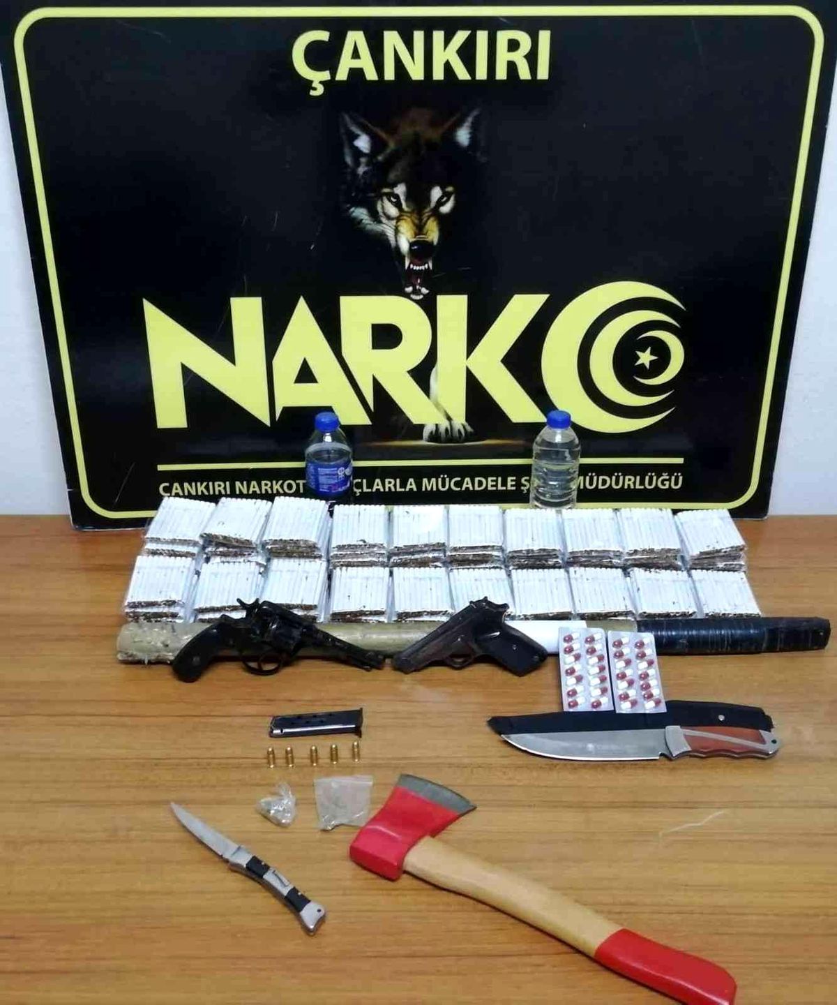 Çankırı\'da narkotik polisinden eş zamanlı denetim