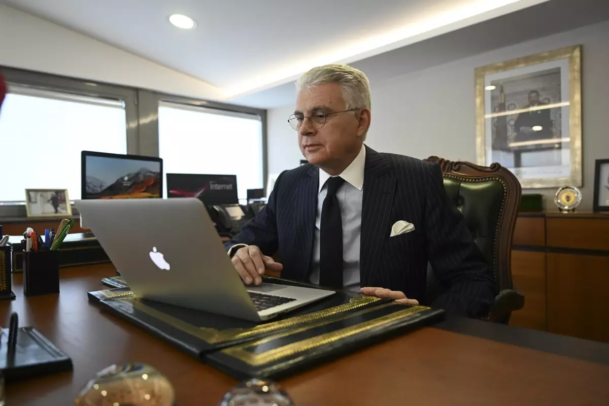 Fas'ın Ankara Büyükelçisi Lazreq, AA'nın 'Yılın Fotoğrafları' oylamasına katıldı