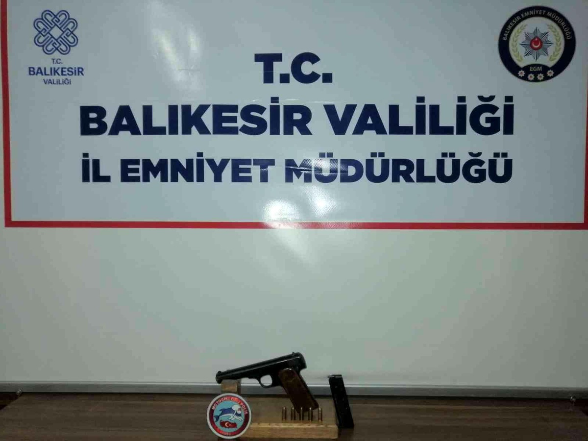 \'Huzur\' operasyonunda 330 kişi gözaltına alındı