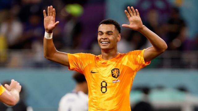 İngiliz devi bombayı patlattı! Dünya Kupası'nın yıldızı resmen imzayı attı