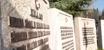 İstiklal Marşı'nın yazarı Mehmet Akif Ersoy vefatının 86'ncı yılında Taceddin Dergahı'nda anıldı