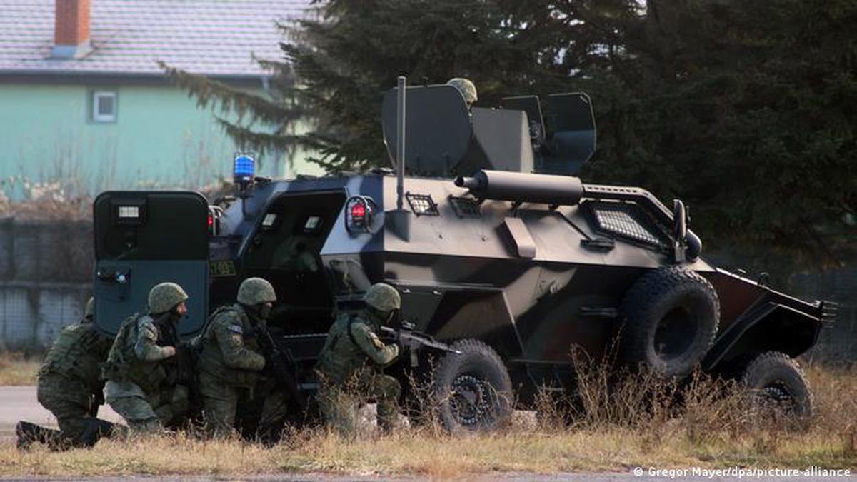 Kosova gerilimi: Sırp ordusu alarma geçirildi