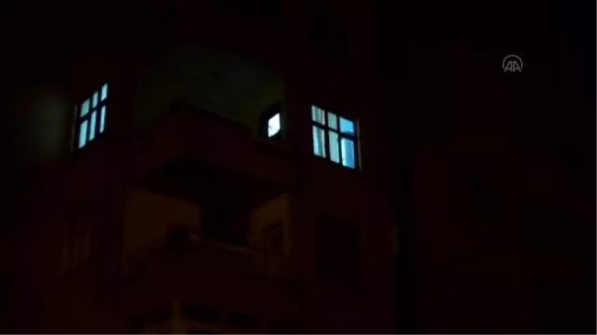 Kozan\'da evde çıkan yangında bir kişi hayatını kaybetti