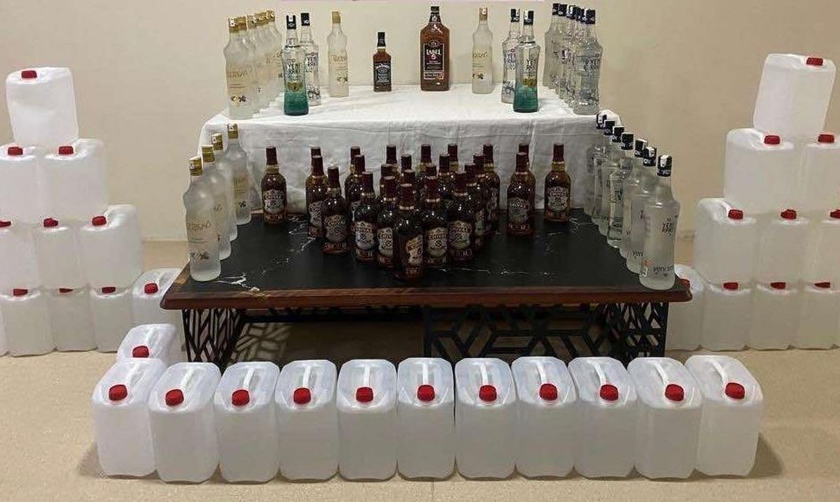 Mersin\'de 1500 litre sahte içki ele geçirildi