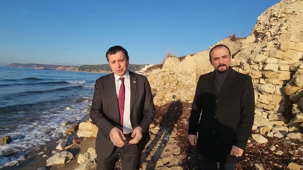Okan Gaytancıoğlu, Edirne Yayla Sahiline Dalgakıran Yapılmamasına Tepki Gösterdi: "Burada Bir Tarih ve Kıyı Yok Oluyor"