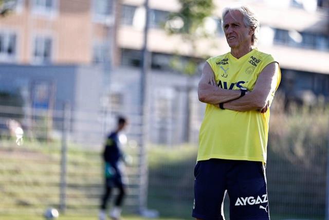 Spor dünyası 2022'de en çok bu isimleri konuştu! Zirvede Jorge Jesus var Spor dünyası 2022'de en çok bu isimleri konuştu! Zirvede Jorge Jesus var