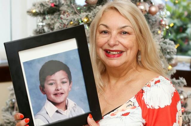 2012 yılında oğlunu kaybeden anne, evine gelen telefondaki sesi duyunca hıçkırarak ağladı