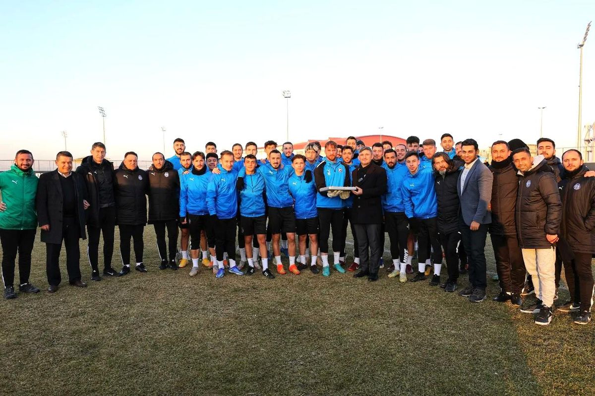 Afyonspor devre arası kampı için Antalya\'ya gidiyor