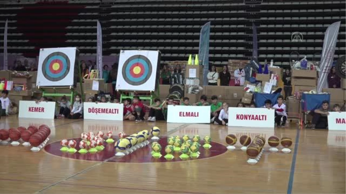 "Antalya\'da Sağlık İçin Spora Teşvik" projesiyle okullara malzeme desteği