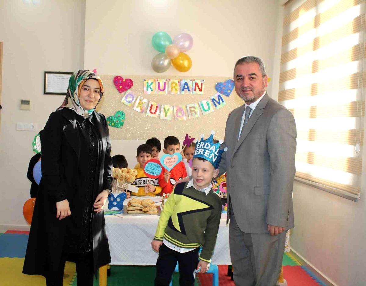 Aydın\'da 4-6 yaş öğrencileri Kur\'an\'a geçmenin sevincini yaşadı