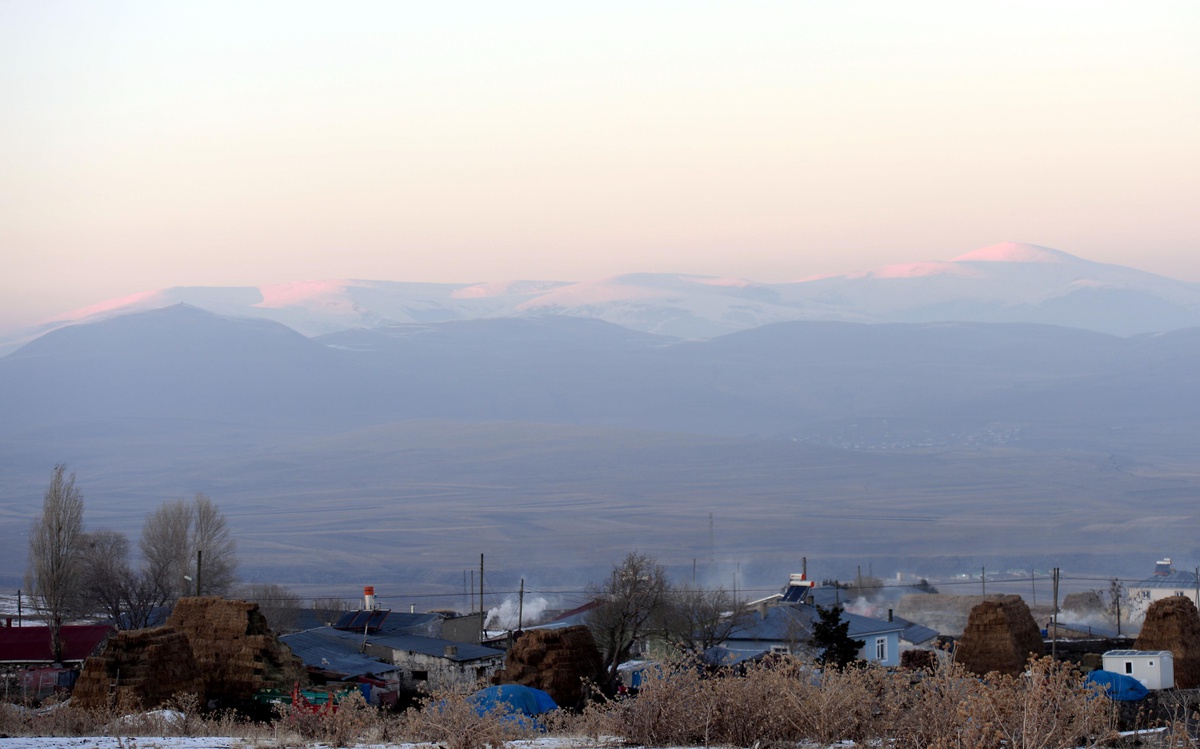 Erzurum, Ardahan, Ağrı ve Kars\'ta soğuk hava etkili oluyor