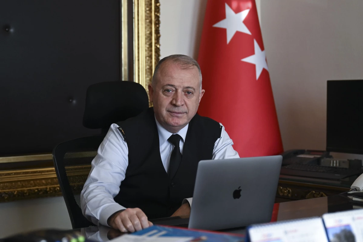 İstanbul Jandarma Komutanı Tümgeneral Topcu, AA\'nın "Yılın Fotoğrafları" oylamasına katıldı