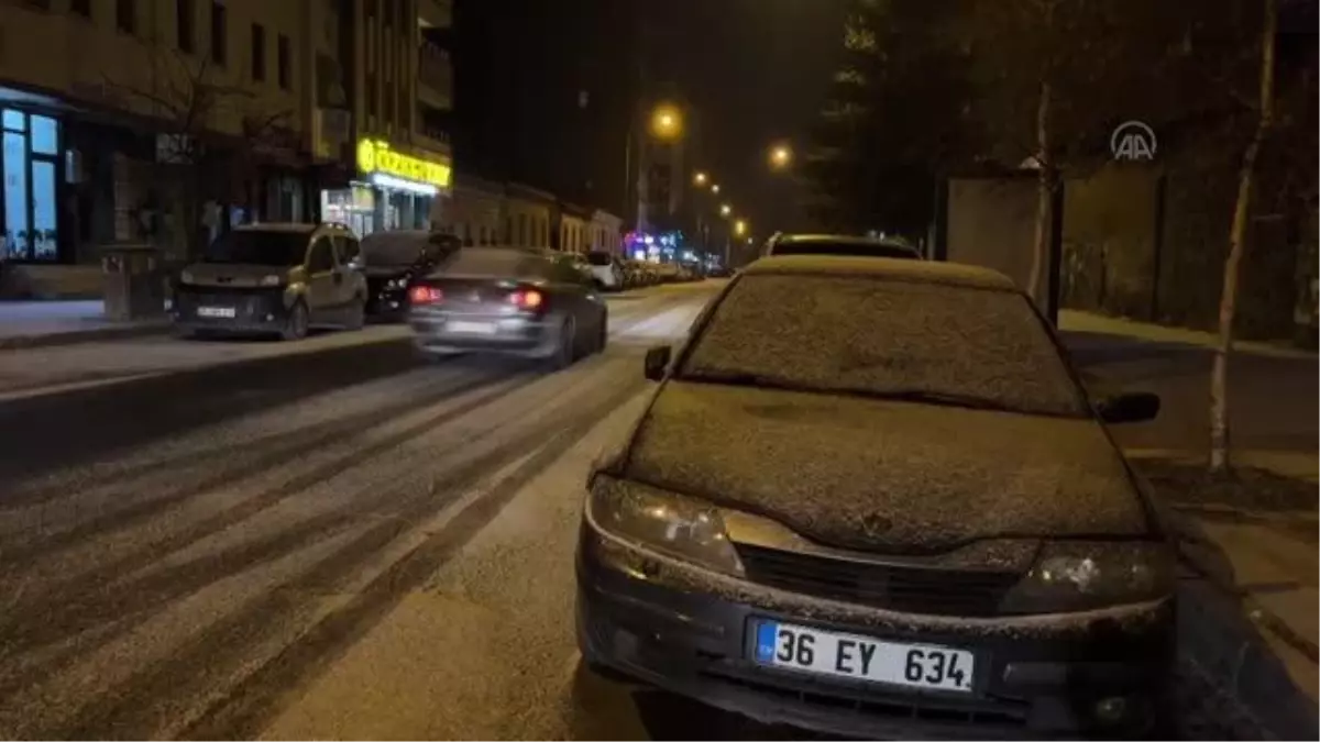 Kars'ta kar etkili oluyor