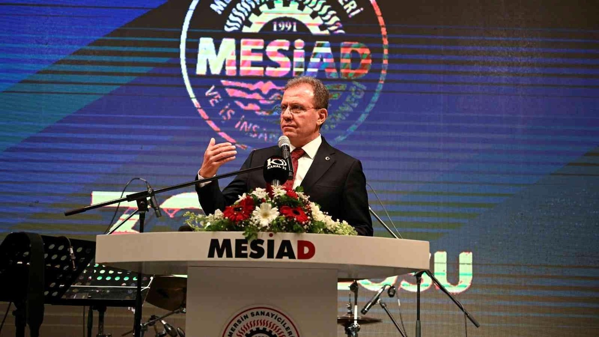 Seçer: "Mersin belediyecilik tarihinin en şeffaf belediyeciliğini yapıyoruz"