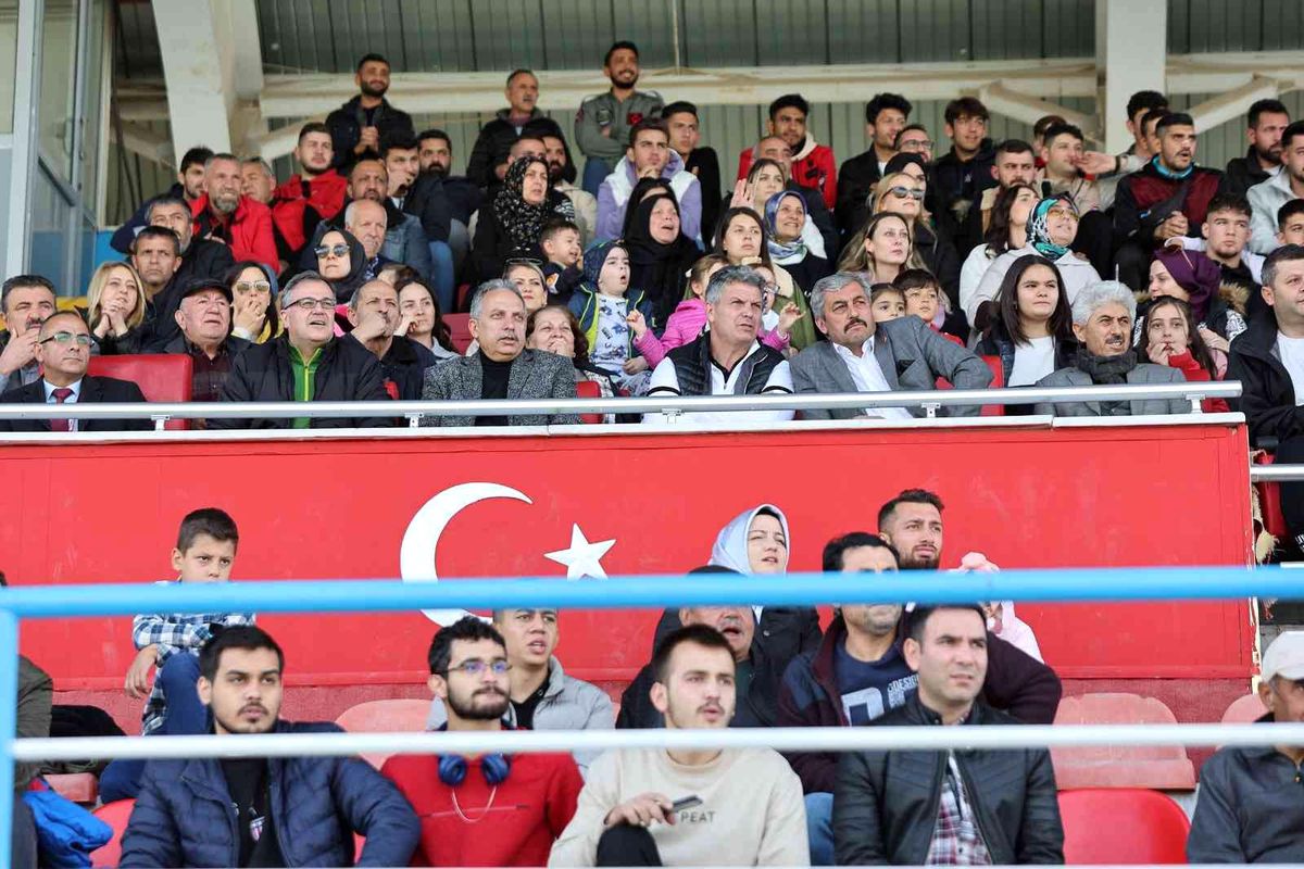 Talas gücünü gösterdi