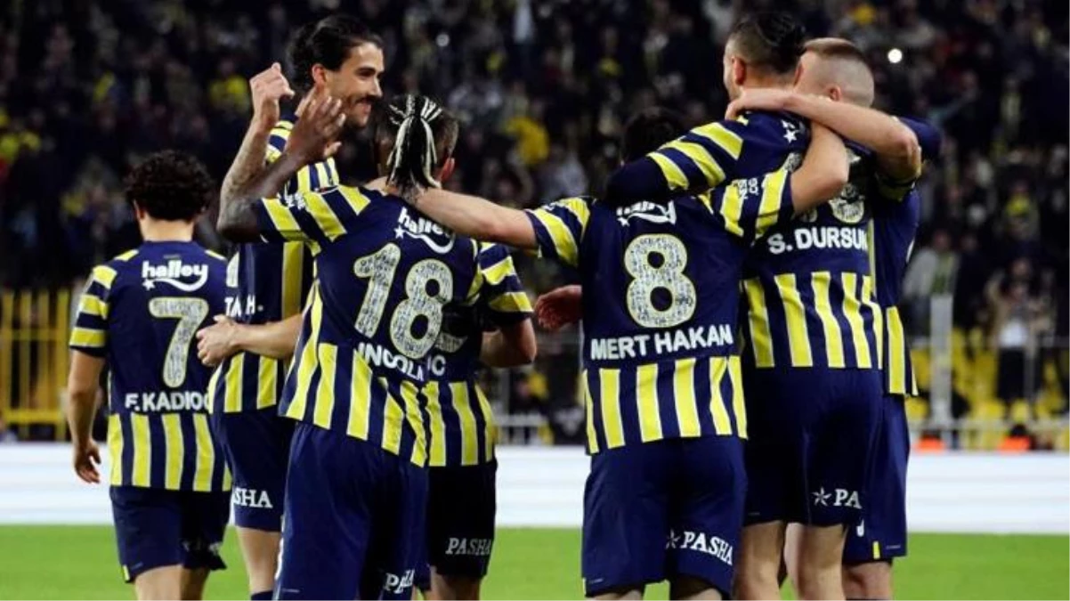 Fenerbahçe\'nin yıldızından iddialı yeni yıl paylaşımı: Şunu herkes bilsin, 2023\'te şampiyonluk Fenerbahçe\'nin olacak